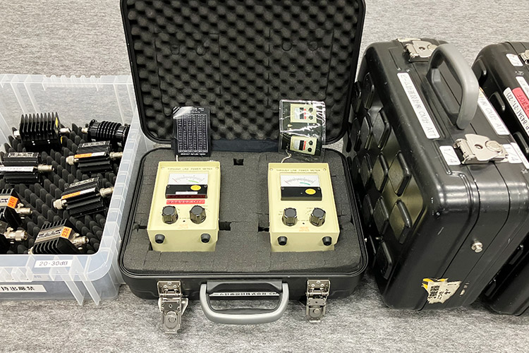 測定機材_電力計・減衰器