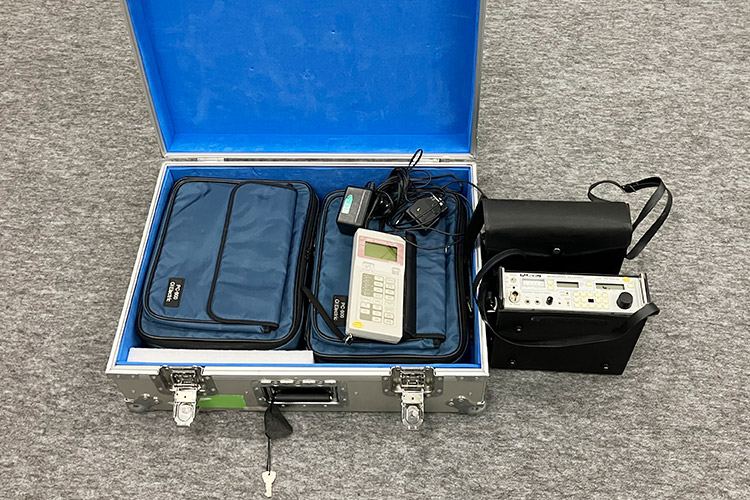 測定機材_モデムテスタ・電界強度測定器